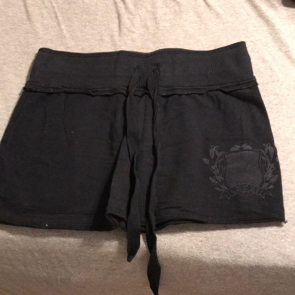 Black skirt